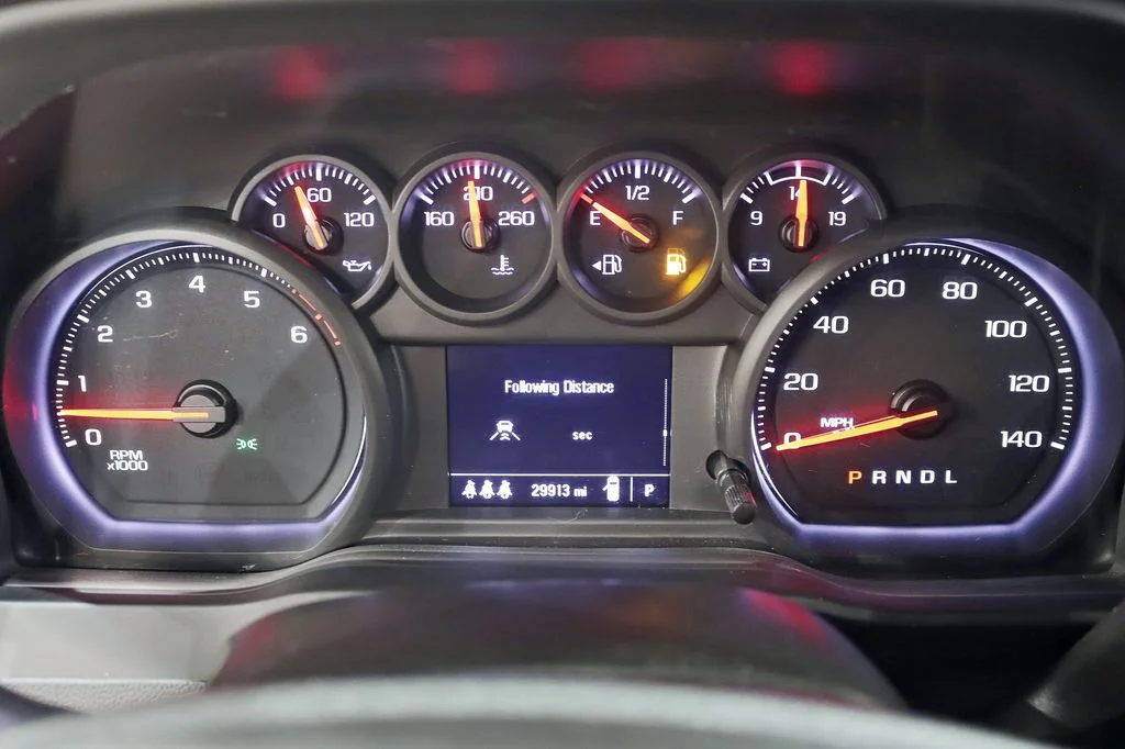 Used 2024 Red Chevrolet Custom image 18