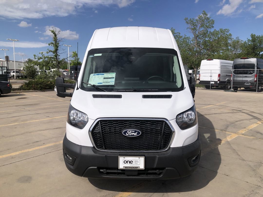 New 2026 Oxford White Ford  image 3