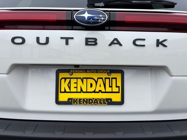 New 2026 CRYSTAL WHITE PEARL Subaru Limited image 29