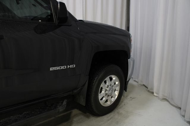 Used 2015 Tungsten Metallic Chevrolet LT image 24