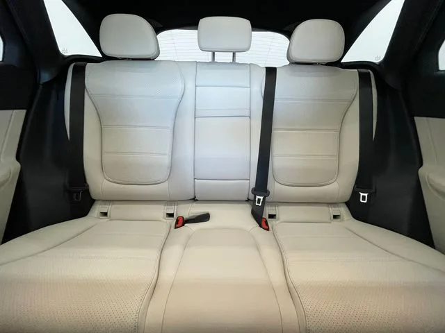 New 2027 Beige Mercedes-Benz GLC 300 image 7