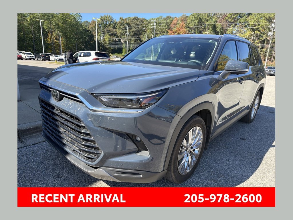 Used 2025 White Toyota Platinum image 1