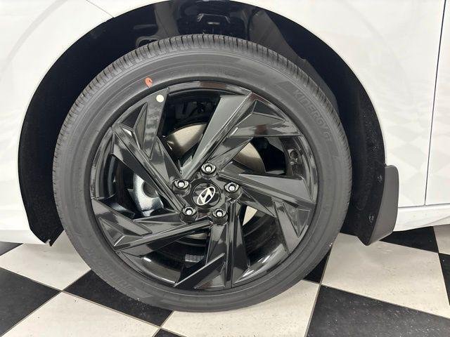 New 2026 White Hyundai SEL Sport image 5