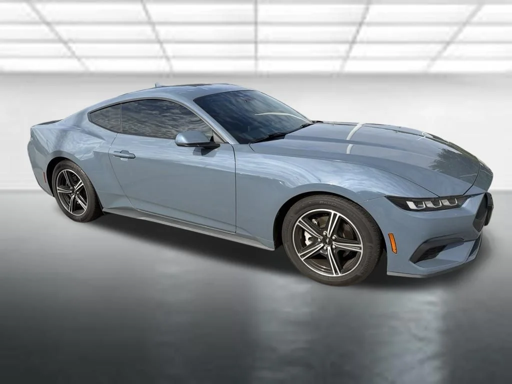 Used 2025 Blue Ford EcoBoost image 7