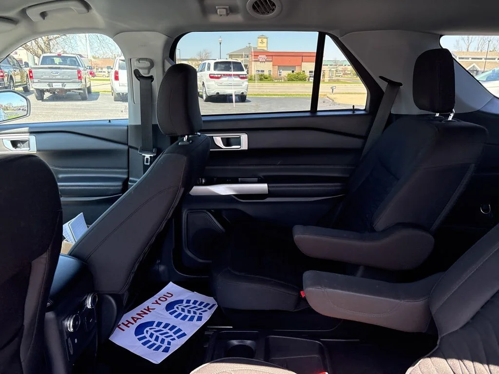 Used 2021 Oxford White Ford XLT image 23