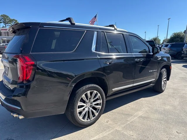 Used 2022 Black GMC Denali image 3