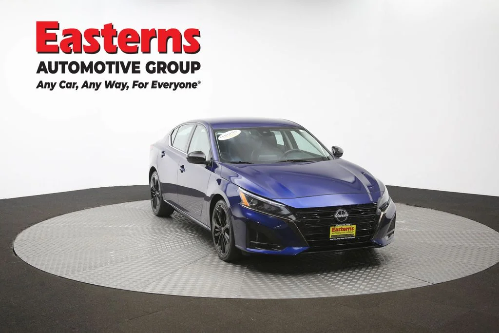 Used 2023 Blue Nissan 2.5 SR image 49