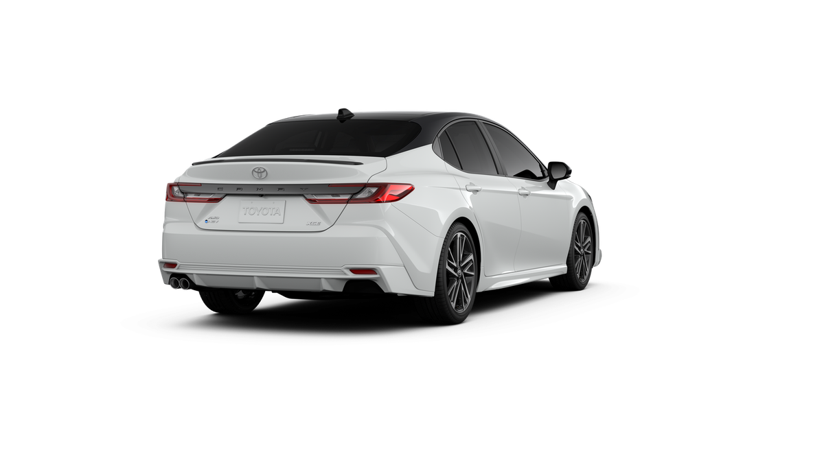New 2026 Wind Chill Pearl with Midnight Black Metallic roof Toyota XSE image 9