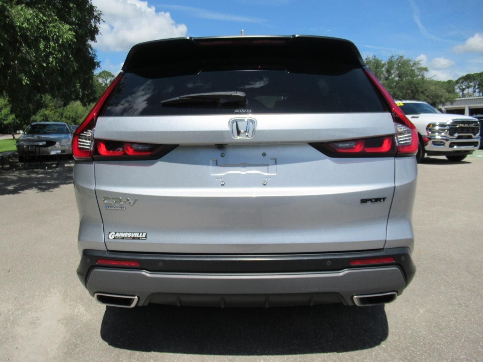 Used 2025 Silver Honda Sport-L image 6