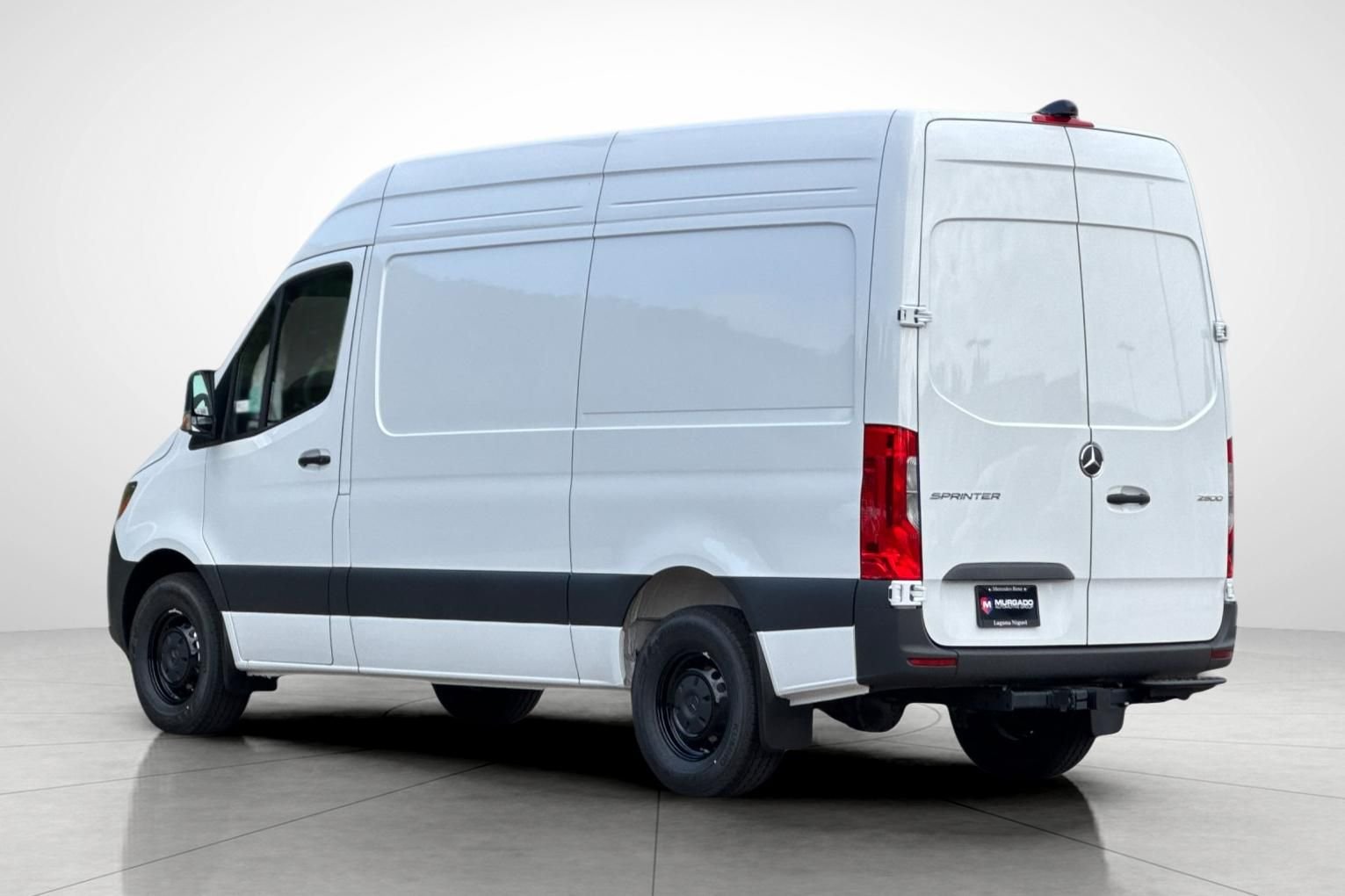 New 2026 Arctic+White Mercedes-Benz Cargo 144 WB image 9