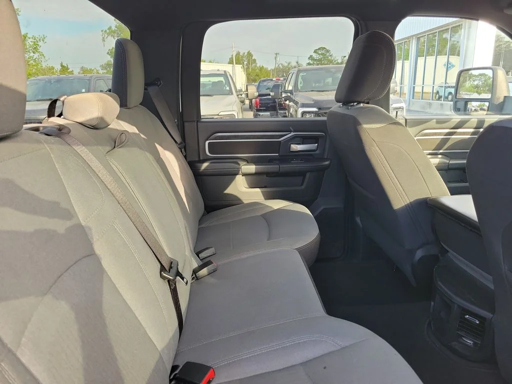 Used 2024 White Ram Big Horn image 33