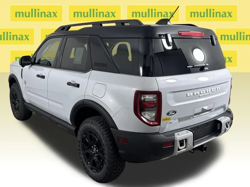 New 2026 White Ford Outer Banks image 4