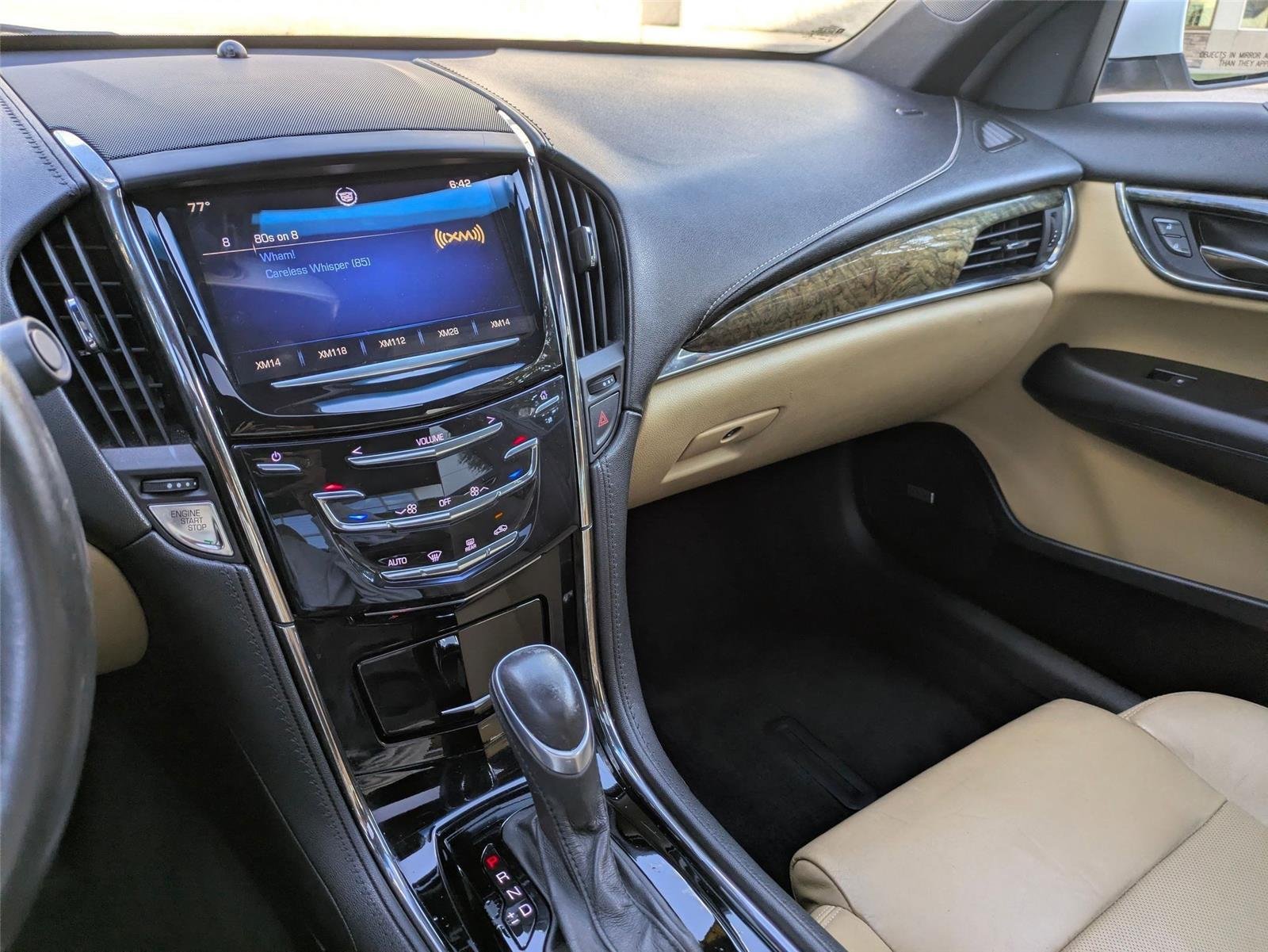 Used 2013 White Diamond Tricoat Cadillac Luxury image 20