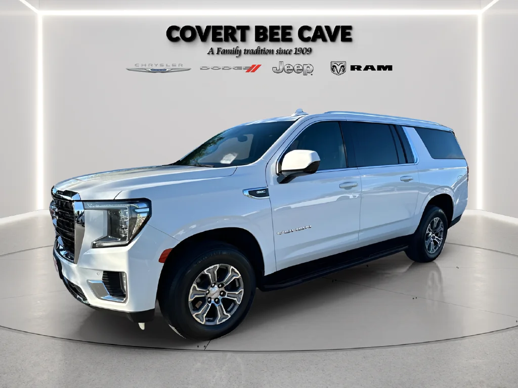 Used 2023 White GMC SLE image 4