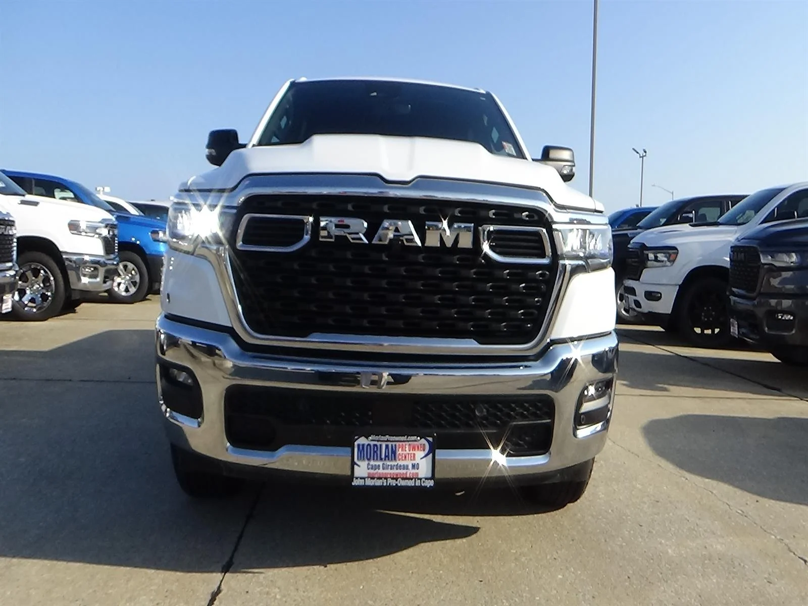 Certified Used 2025 Bright White Clear Coat (pw7) RAM Big Horn image 3