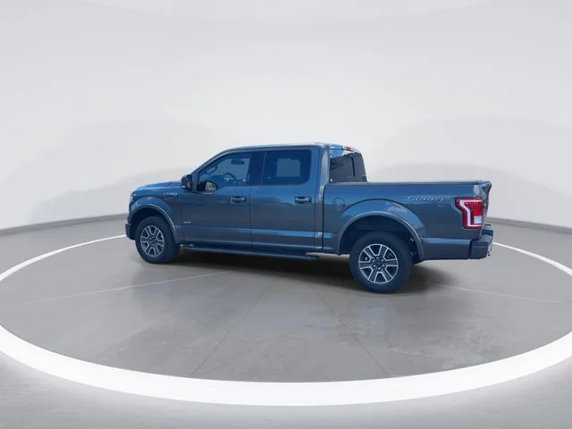Used 2016 Gray Ford XLT image 5
