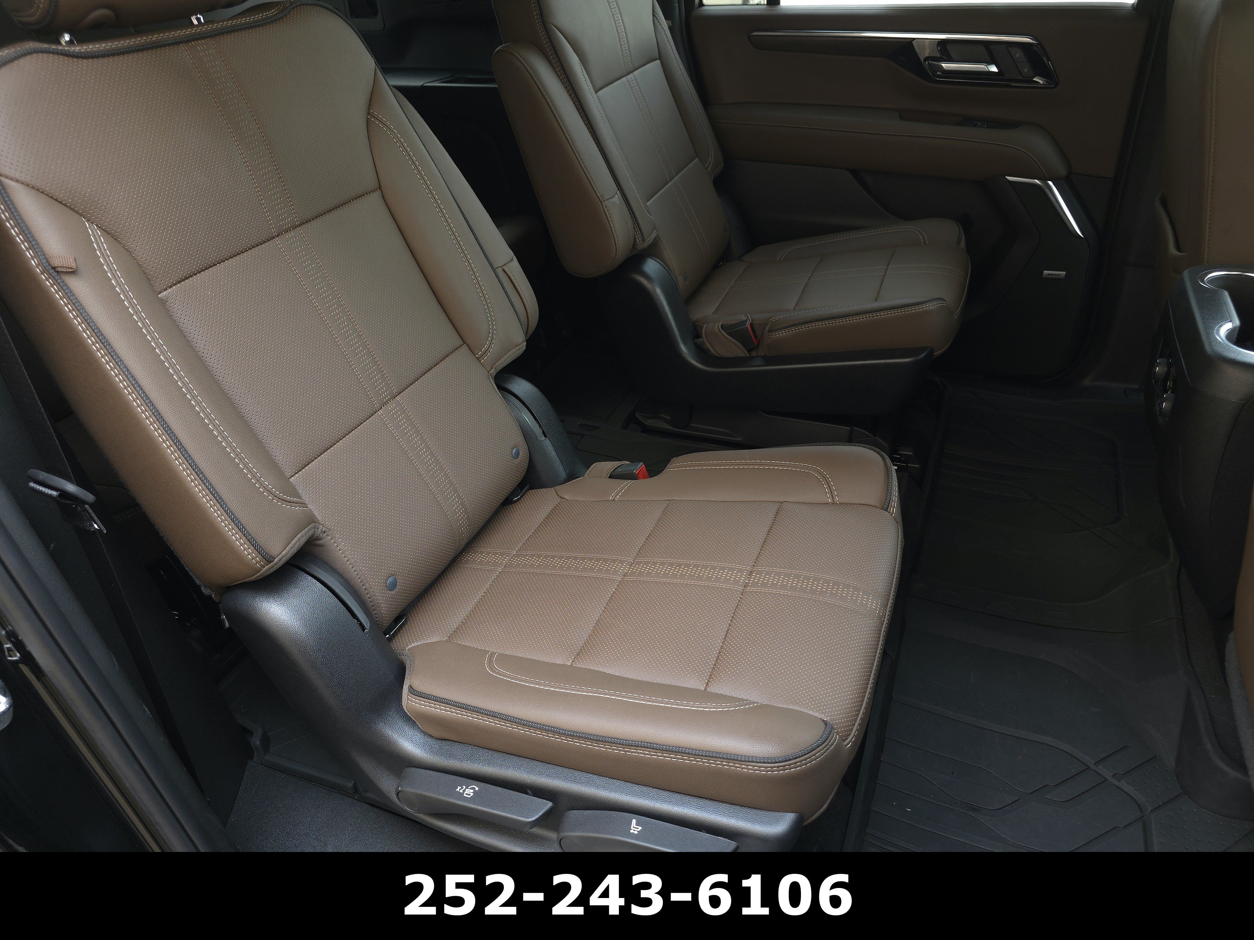 Used 2025 Black Chevrolet High Country image 43