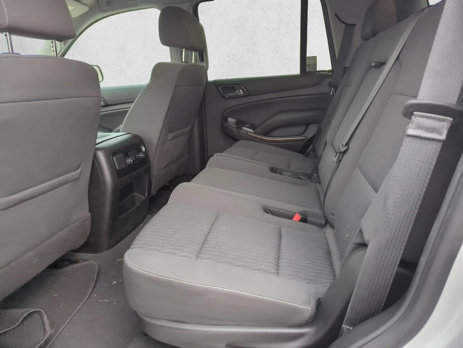 Used 2019 Silver Ice Metallic Chevrolet LS image 9