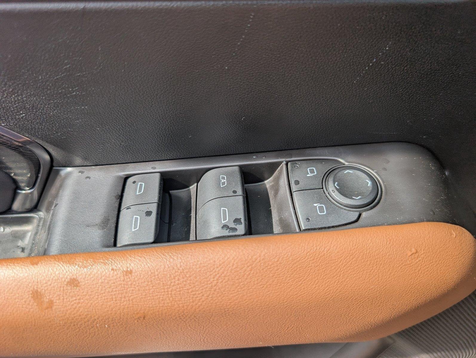 Used 2024 Deep Bronze Metallic GMC AT4 image 31