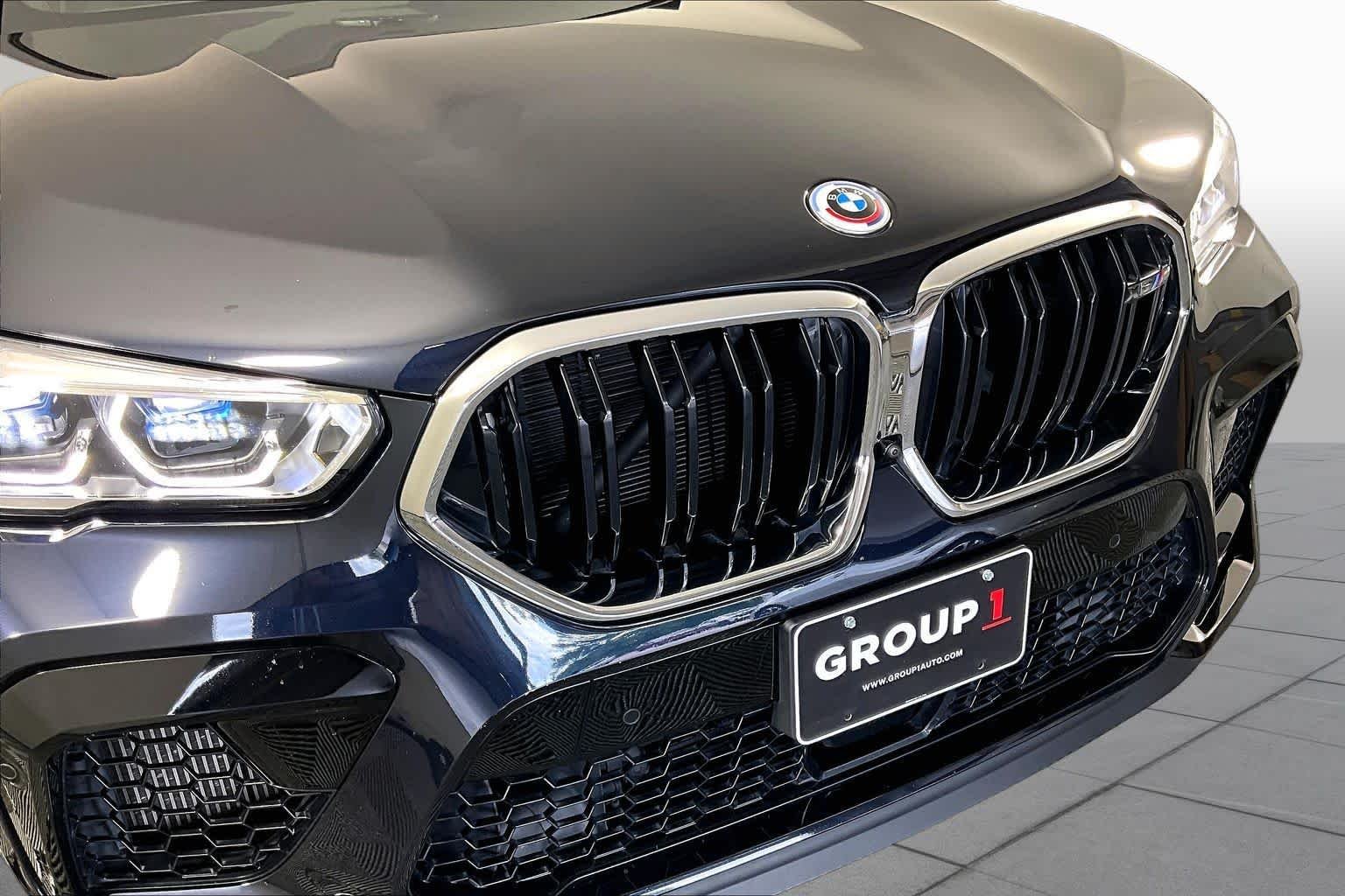 Certified Used 2023 Carbon Black Metallic BMW  image 28