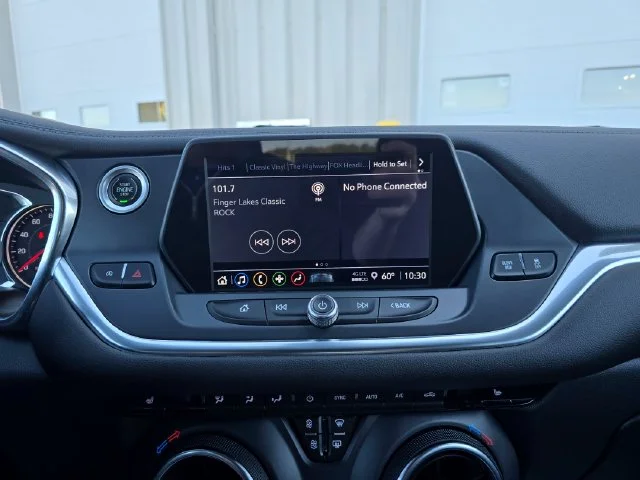 Used 2022 Red Chevrolet LT image 25