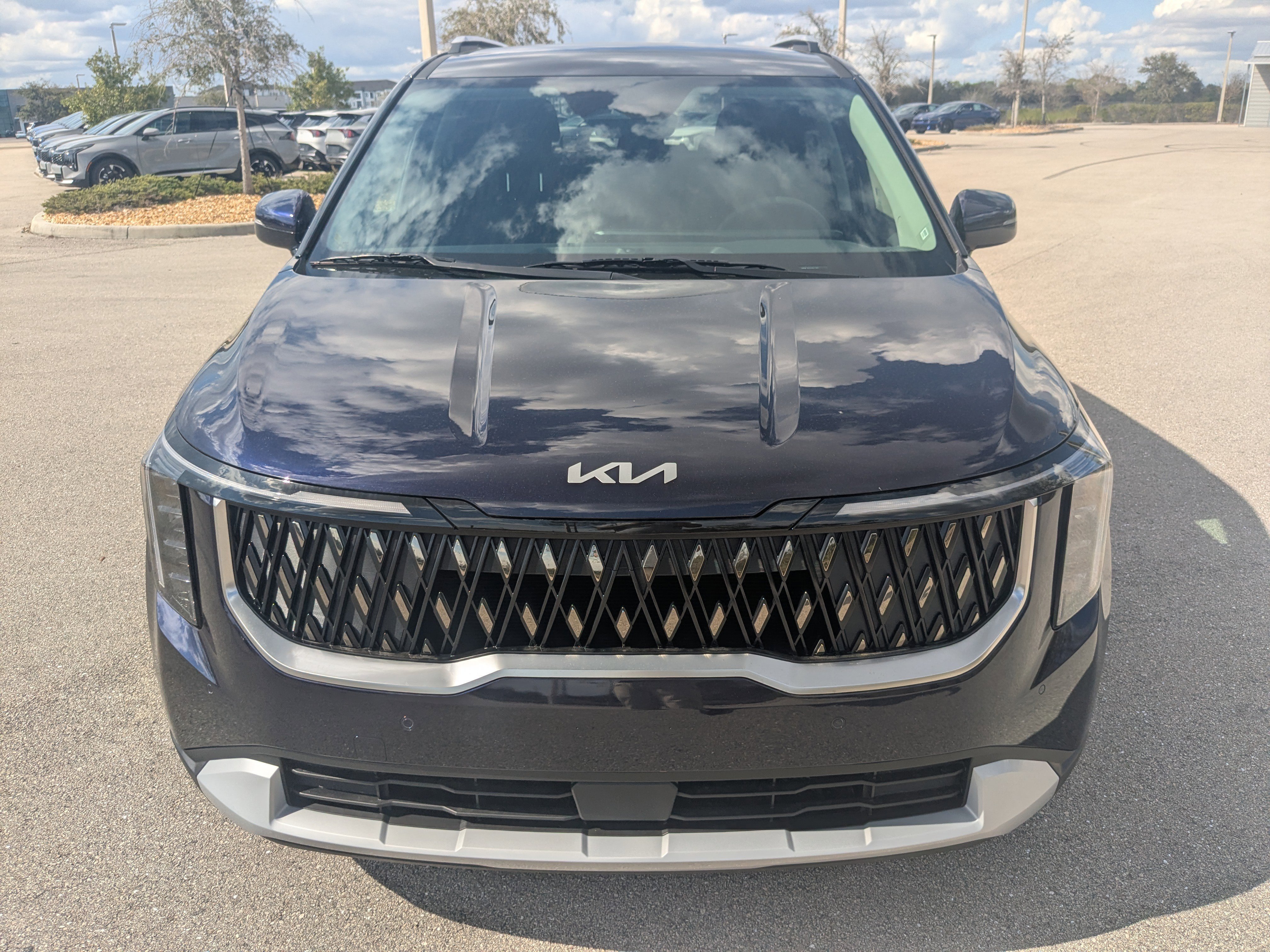 New 2026 Deep Chroma Blue Kia EX image 3