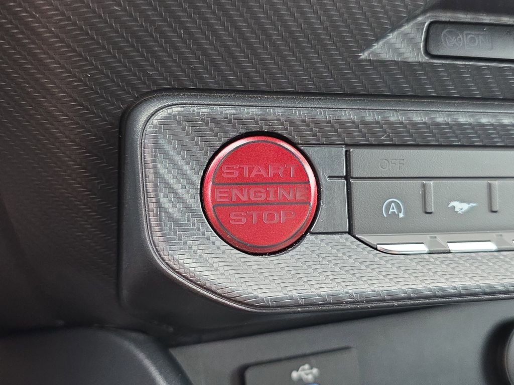Used 2025 Black Ford EcoBoost Premium image 25