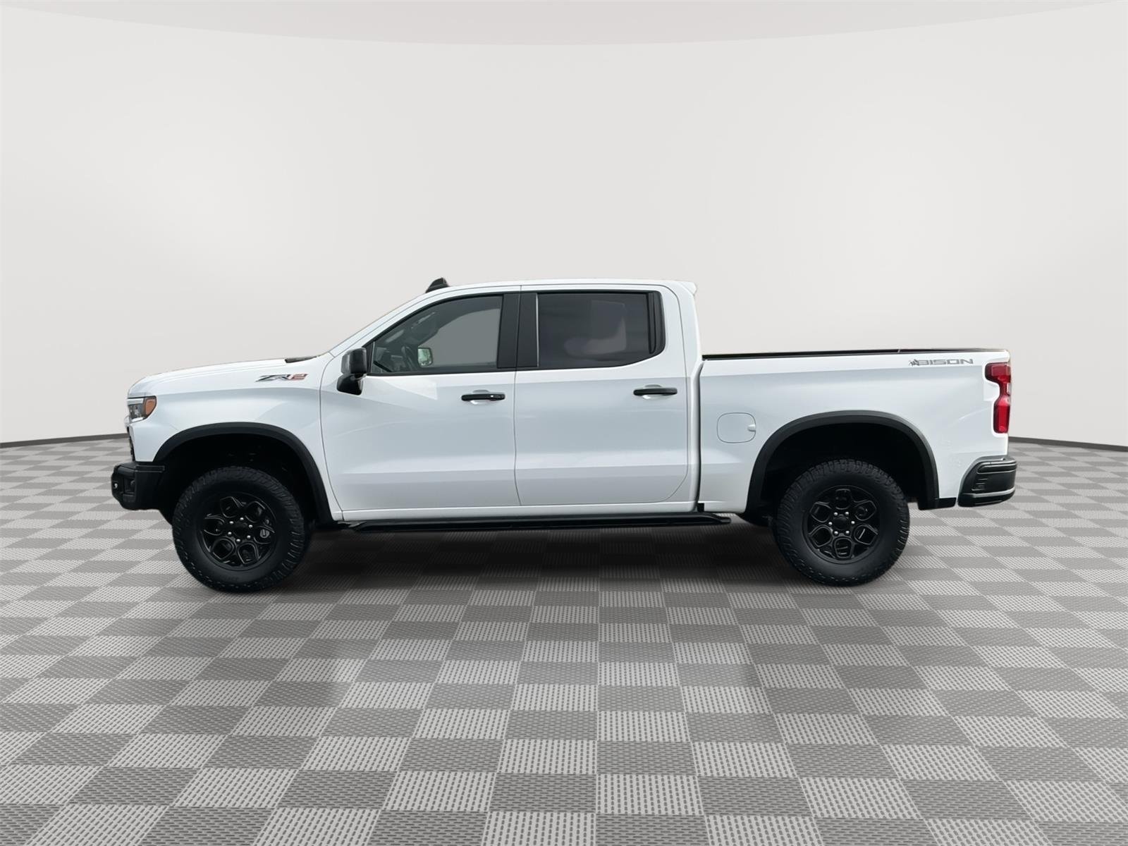 Used 2024 Summit White Chevrolet ZR2 image 20