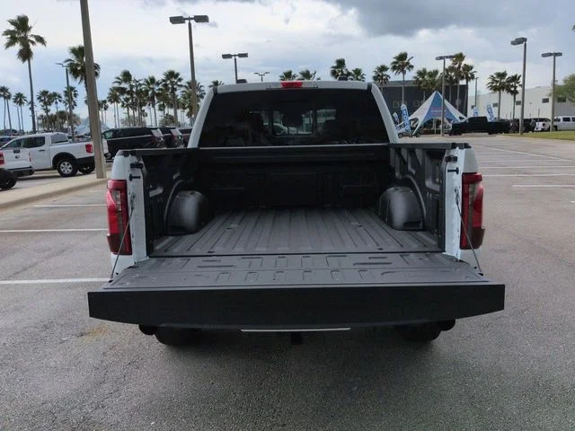 New 2026 Oxford White Ford XLT image 13