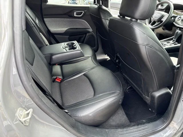 Used 2024 Gray Jeep Latitude image 23