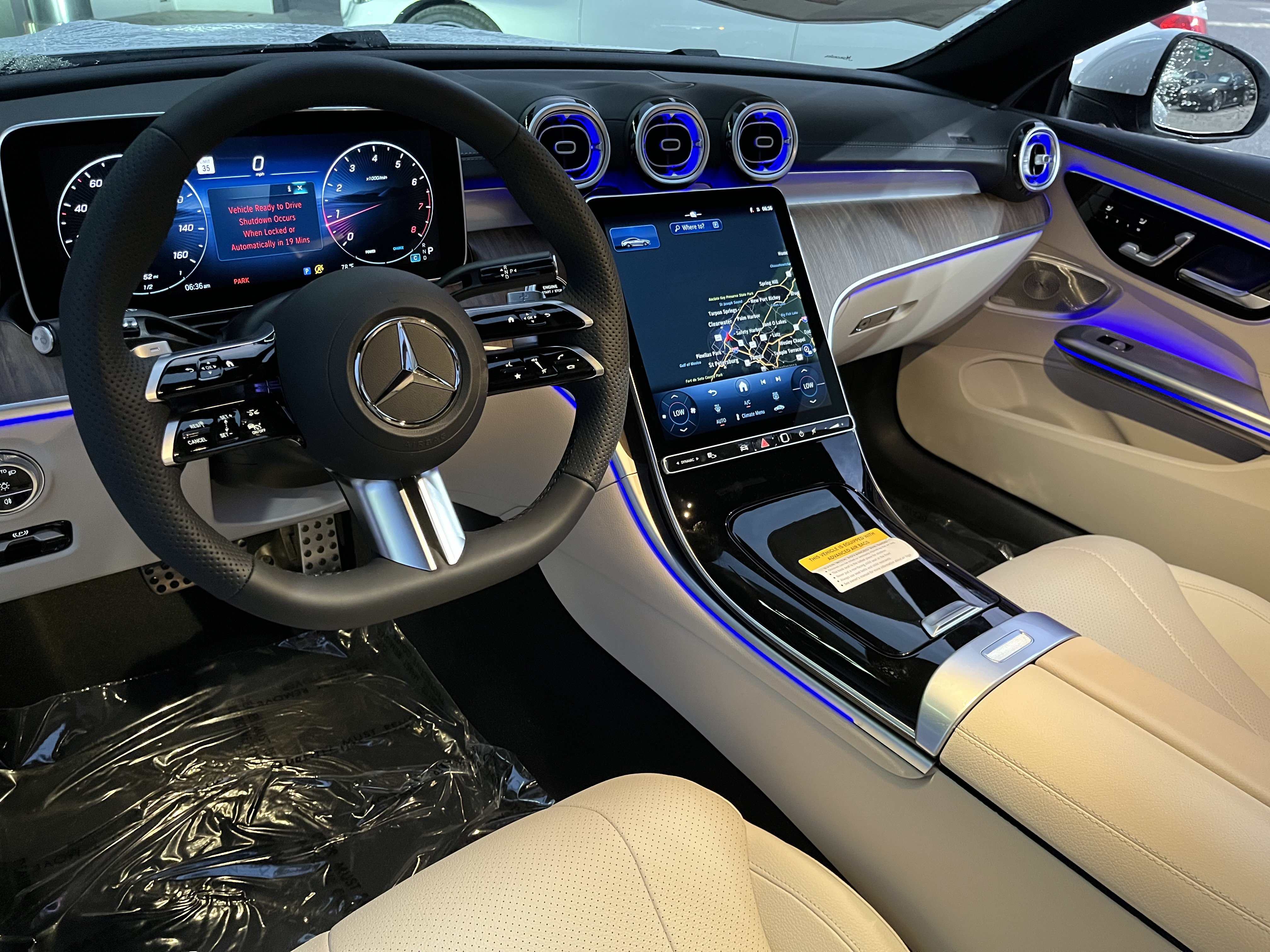 New 2026 MANUFAKTUR Moonlight White Metallic Mercedes-Benz CLE 300 image 18