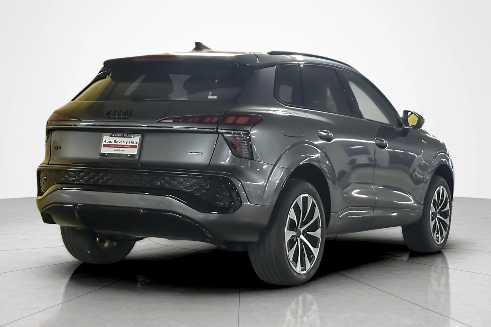 New 2026 Daytona Gray Pearl Effect Audi S line quattro image 6