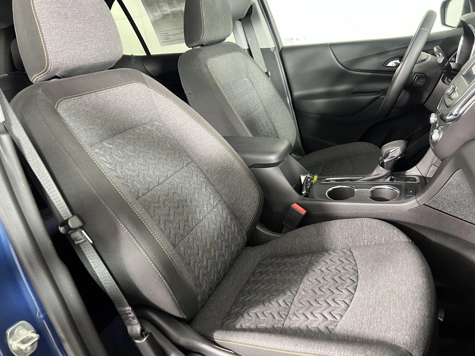 Used 2024 Lakeshore Blue Metallic Chevrolet LT image 39