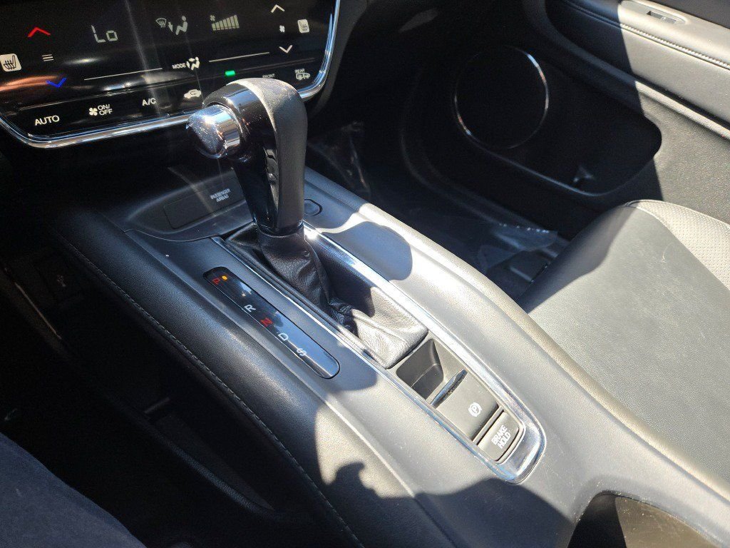 Used 2018  Honda EX-L image 24