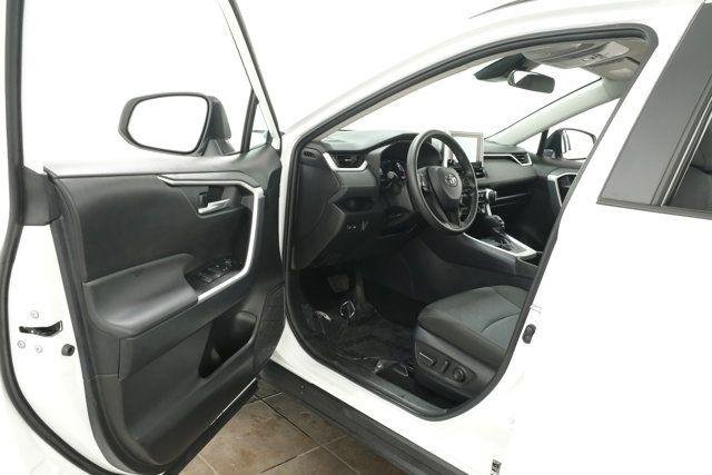 Certified Used 2025 ICE CAP Toyota  image 24