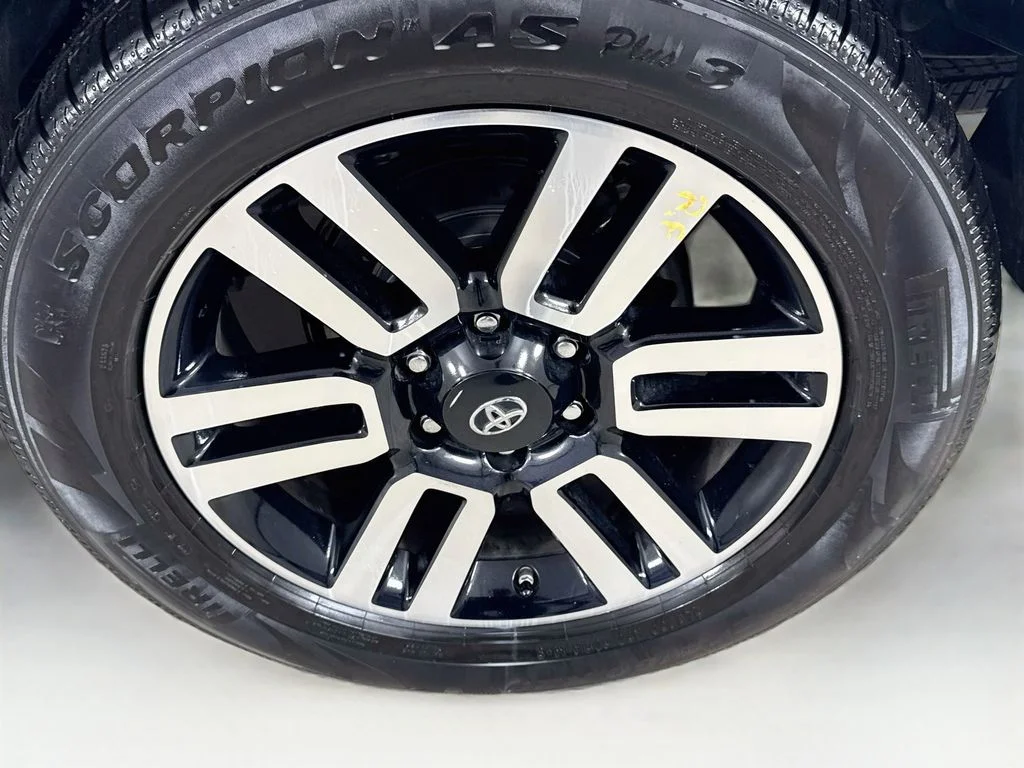 Used 2019 Blizzard Pearl Toyota Limited image 40