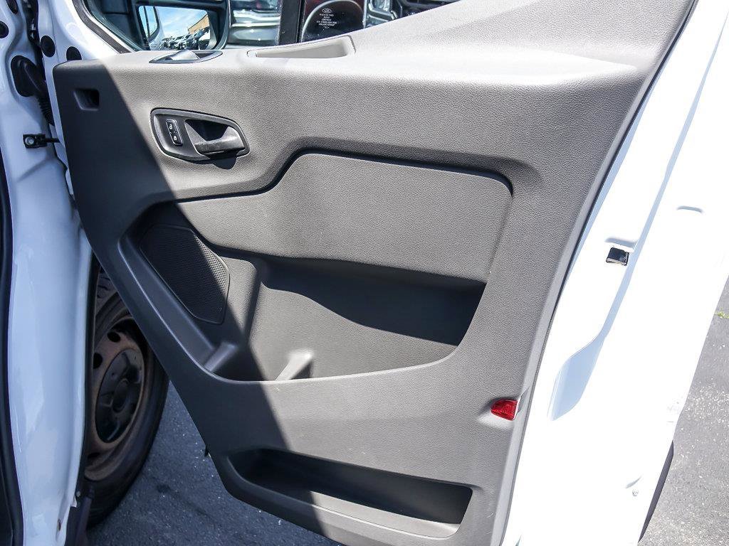 Used 2023 Oxford White Ford Base image 30