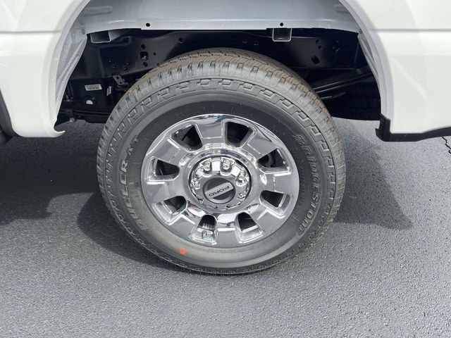 New 2026 Star White Metallic Tri-Coat Ford Lariat image 4