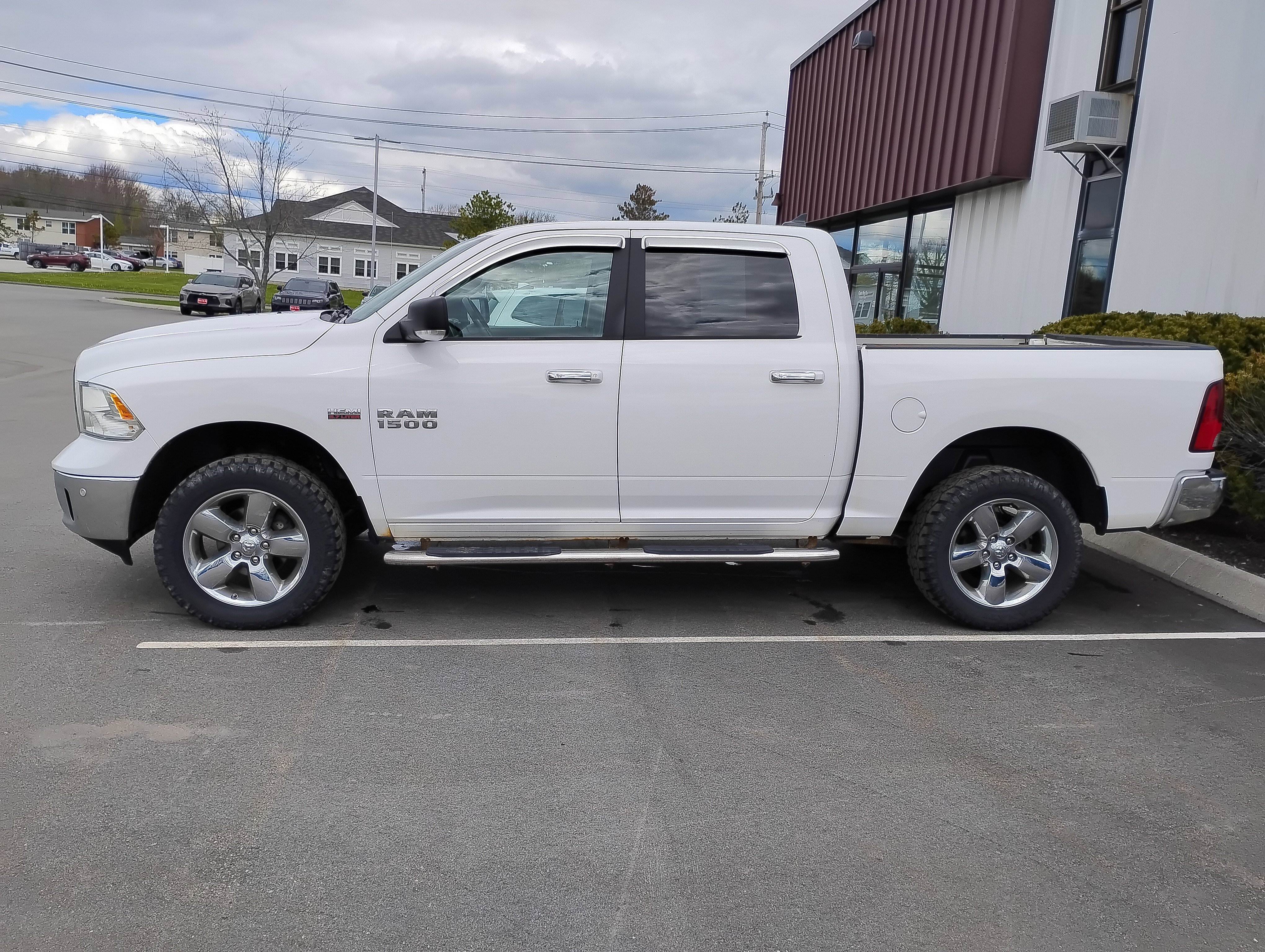 Used 2018 Bright White Clearcoat Ram Big Horn image 4