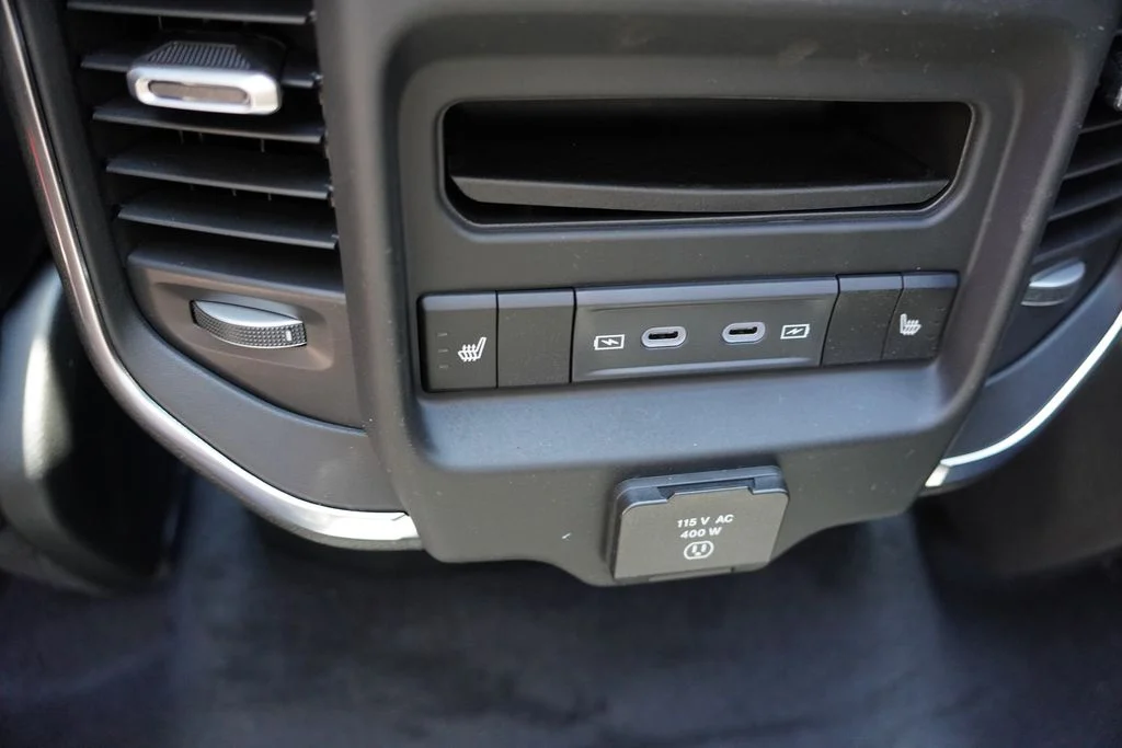 New 2026 Molten Red Pearl-Coat Exterior Paint RAM Laramie image 13