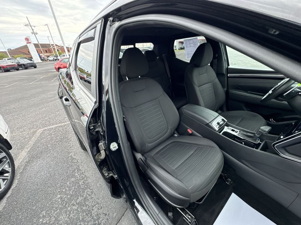 Certified Used 2022 Black Hyundai SEL Premium image 31