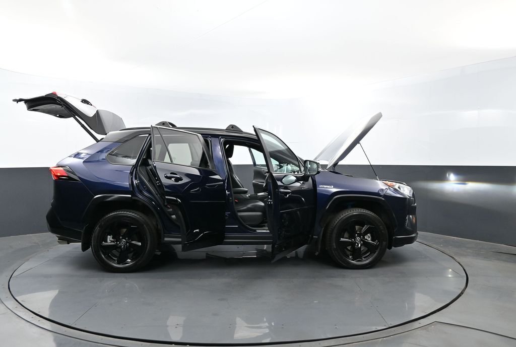 Used 2021 Midnight Black Metallic Toyota XSE image 29