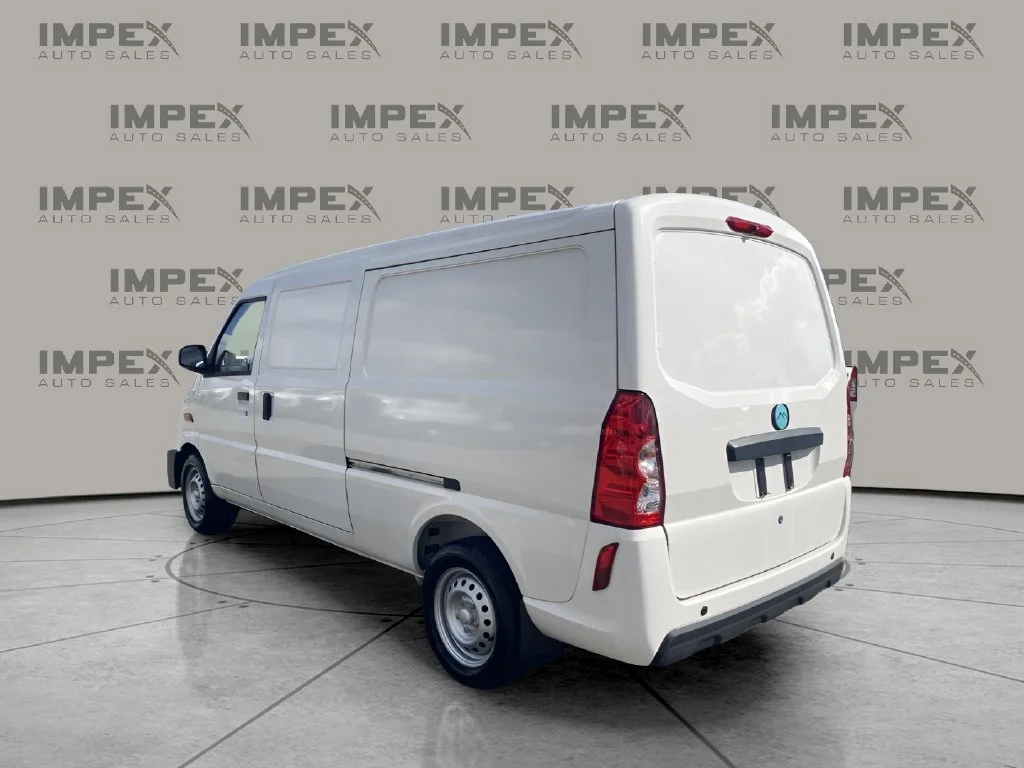 Used 2024  MULLEN  image 3