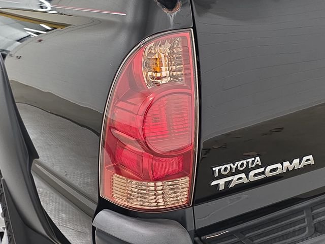 Used 2014 Black Toyota Base image 30