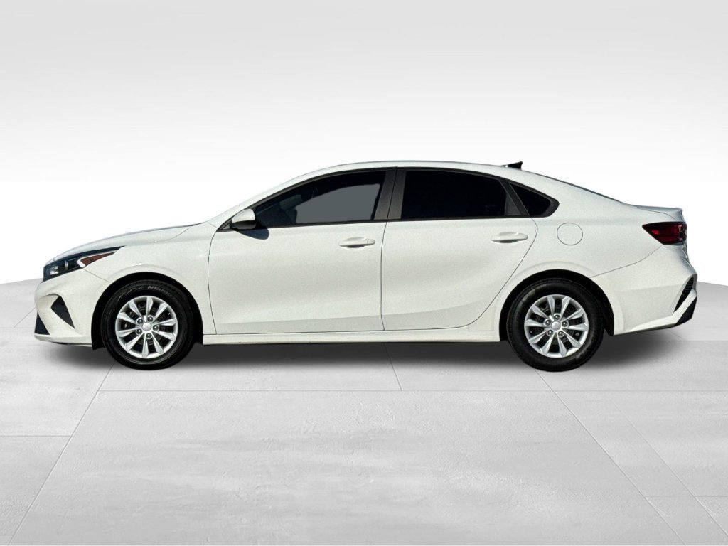 Used 2024 Kia Forte LX with VIN 3KPF24AD2RE822591 for sale in Delano, CA