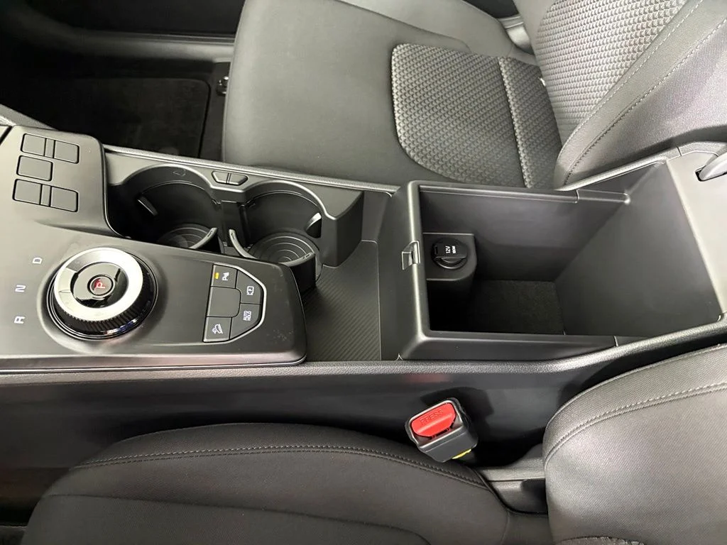New 2027 Gravity Gray Kia LX image 32