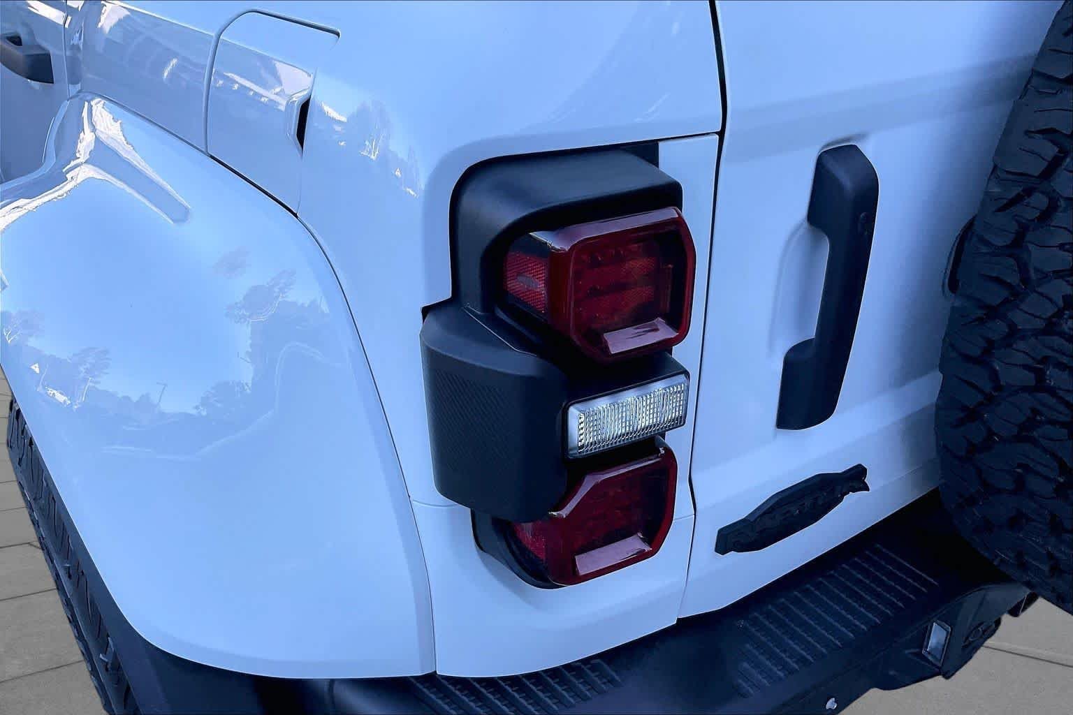 Used 2024 Oxford White Ford Raptor image 26