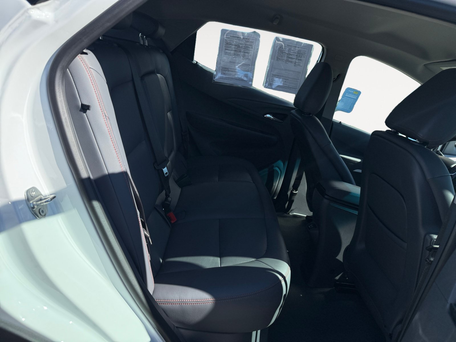 Used 2020 Summit White Chevrolet Premier image 18