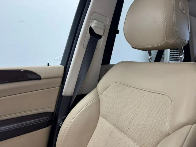 Used 2018 Black Mercedes-Benz GLE 350 image 36