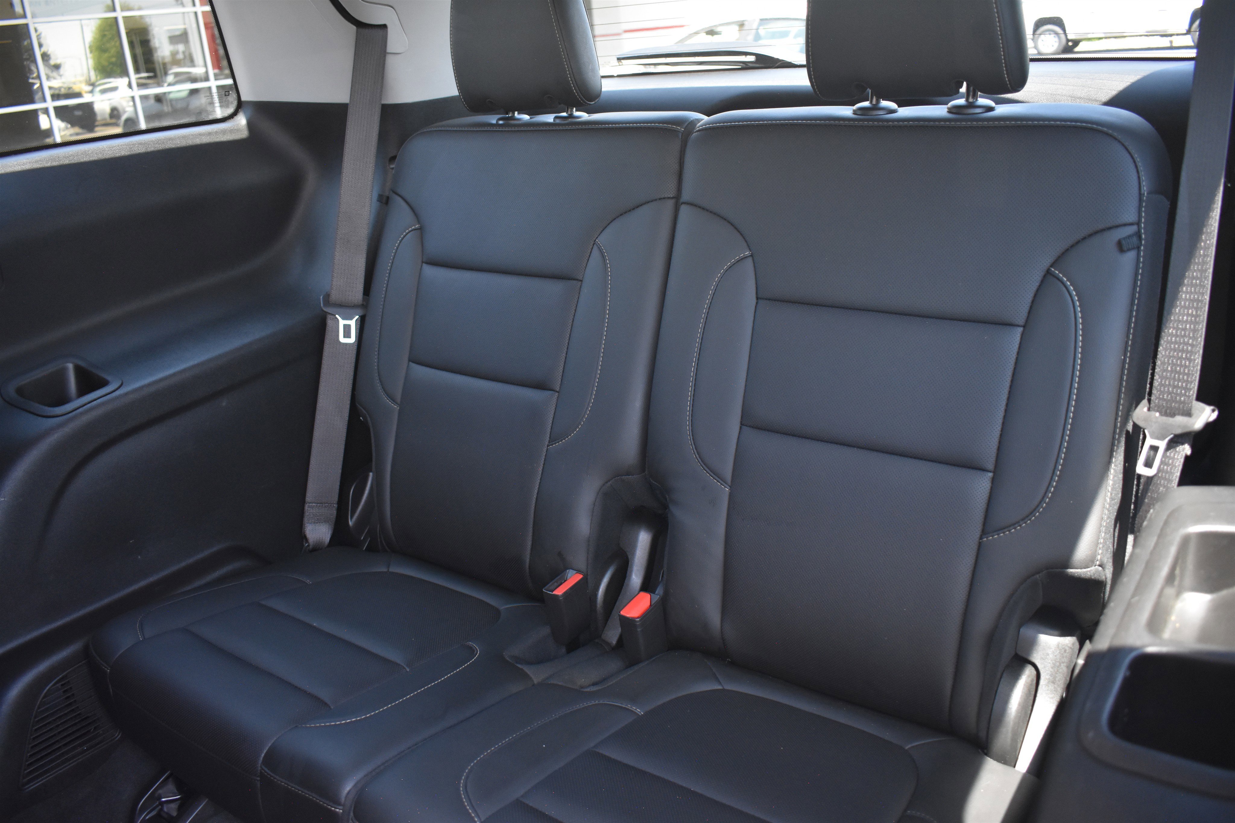 Used 2023 Sterling Metallic GMC SLT image 19